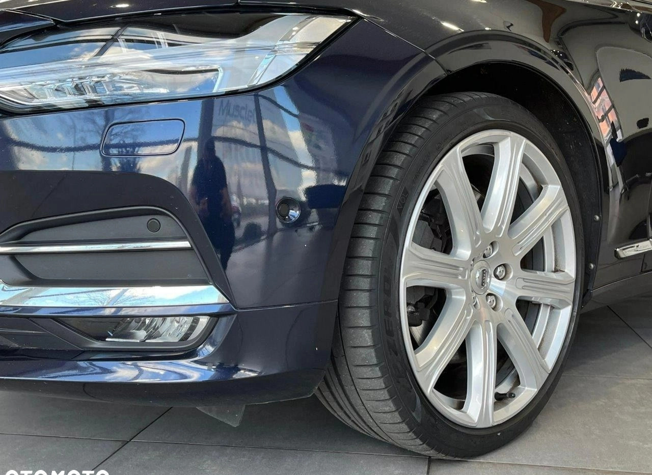 Volvo V90 cena 116900 przebieg: 106000, rok produkcji 2016 z Stronie Śląskie małe 466